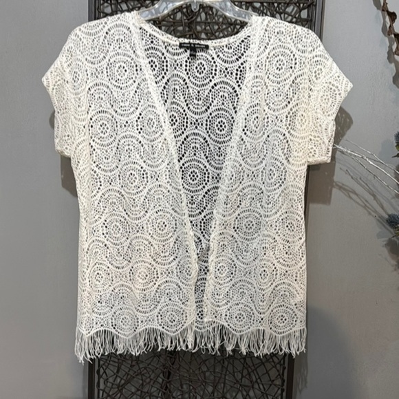 cabel and gauge Accessories - White Crochet Open-Front Cardigan